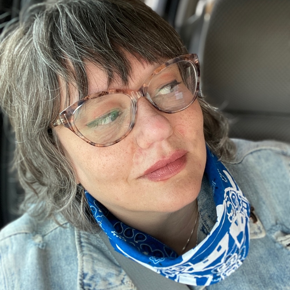 Meet your Posher, Jennifer